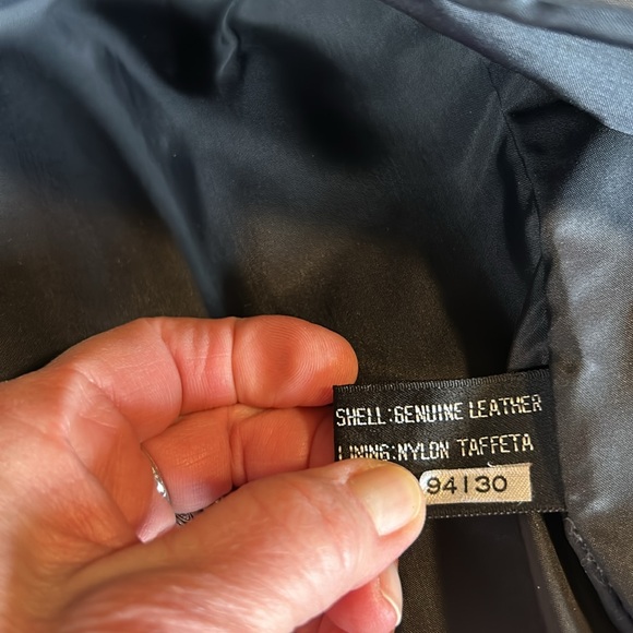 Wilsons Suede & Leather-Black Leather Jacket-Size 12-Excellent Condition - Picture 9 of 11